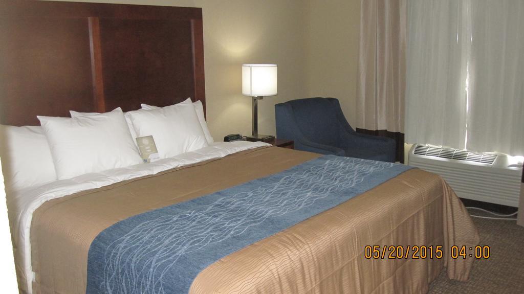 Comfort Inn Jamaica Downtown New York Chambre photo