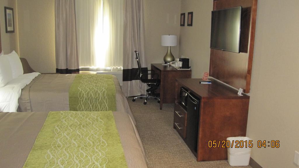 Comfort Inn Jamaica Downtown New York Extérieur photo